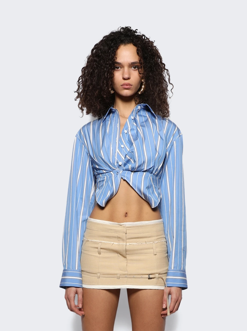 Jacquemus La Chemise Bahia Courte Blue Stripes 3 Jacquemus La Chemise Bahia Courte Blue Stripes - Image 3